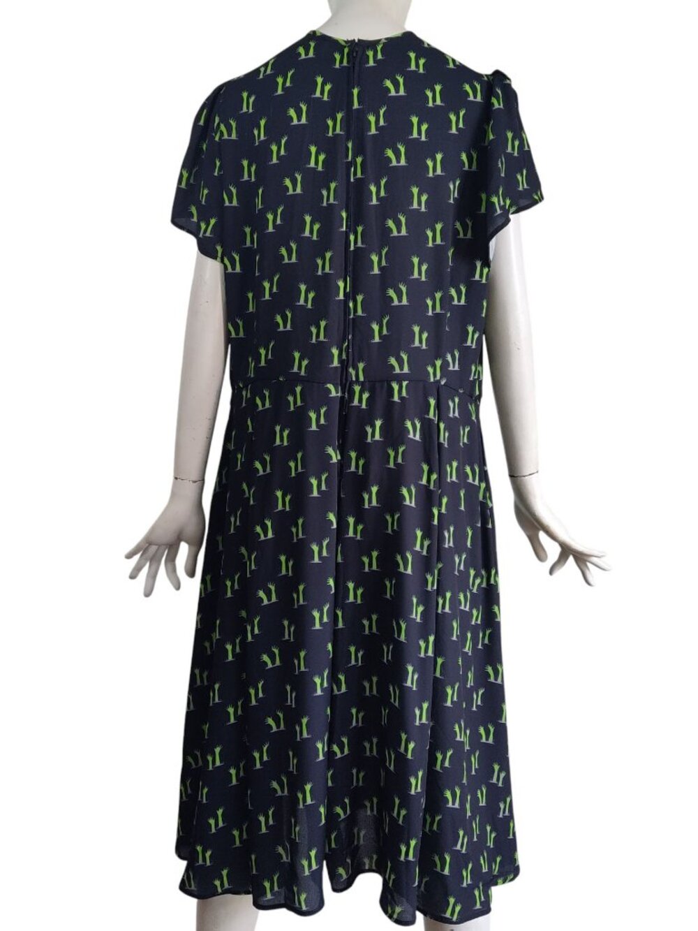 Unique Vintage Retro Zombie Slime Green Hands Tie Neck Swingy Midi Dress 2X/18 - Picture 2 of 12